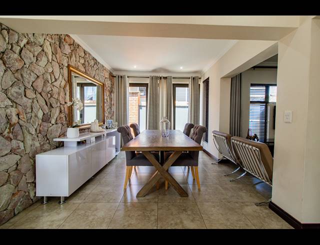 3 BEDROOM TOWNHOUSE FOR SALE IN BASSONIA